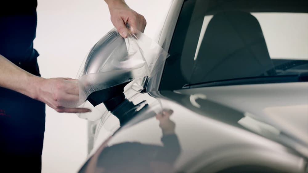 Kleine Lackschäden und Dellen? Jetzt Leasing Auto für Rückgabe aufbereiten lassen mit Smart Repair München bei Leasing-Rückläufer-Aufbereitung