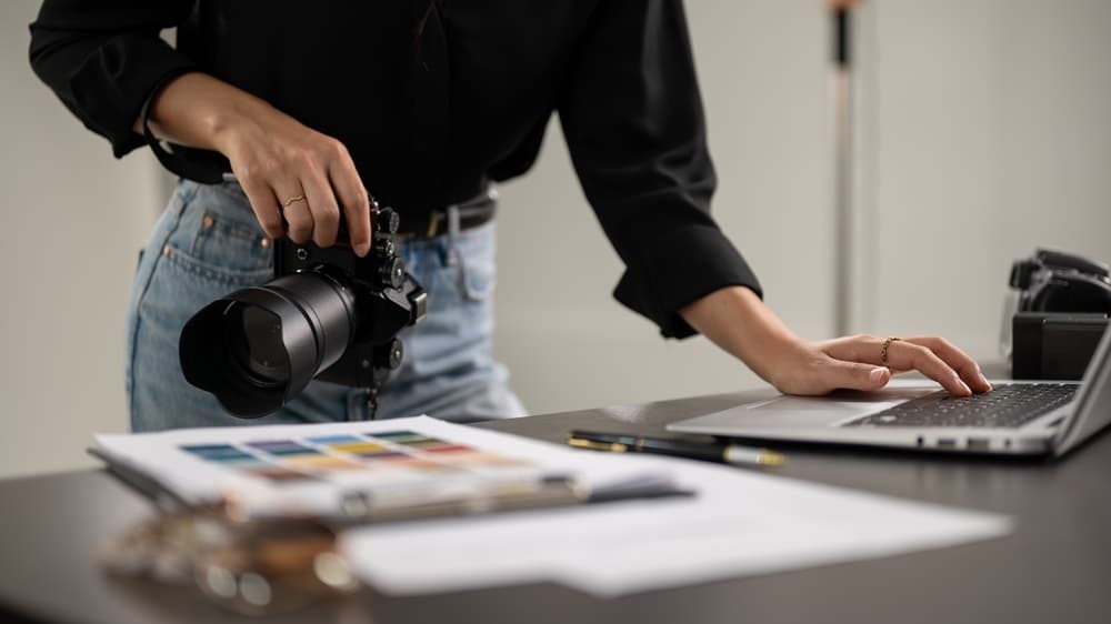 Bewerbungsfotos in Hamburg für Führungskräfte: Gabriel Gorgi vereint Coaching und Fotokunst