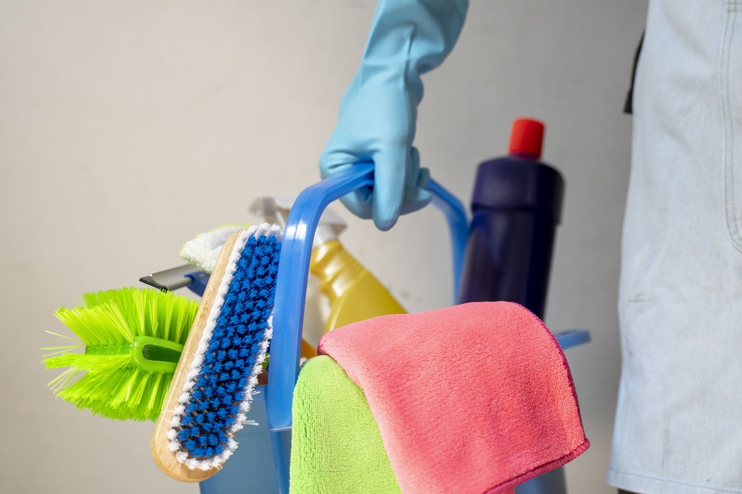 DISE Cleaning – zuverlässige Reinigung und Winterdienst für Unternehmen