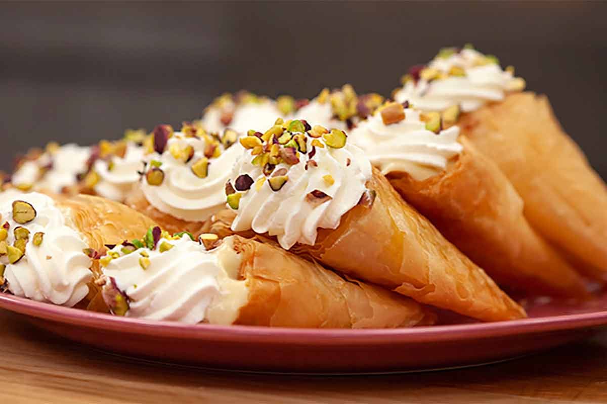Griechische Süßigkeiten: Traditionelle Naschereien für echte Feinschmecker