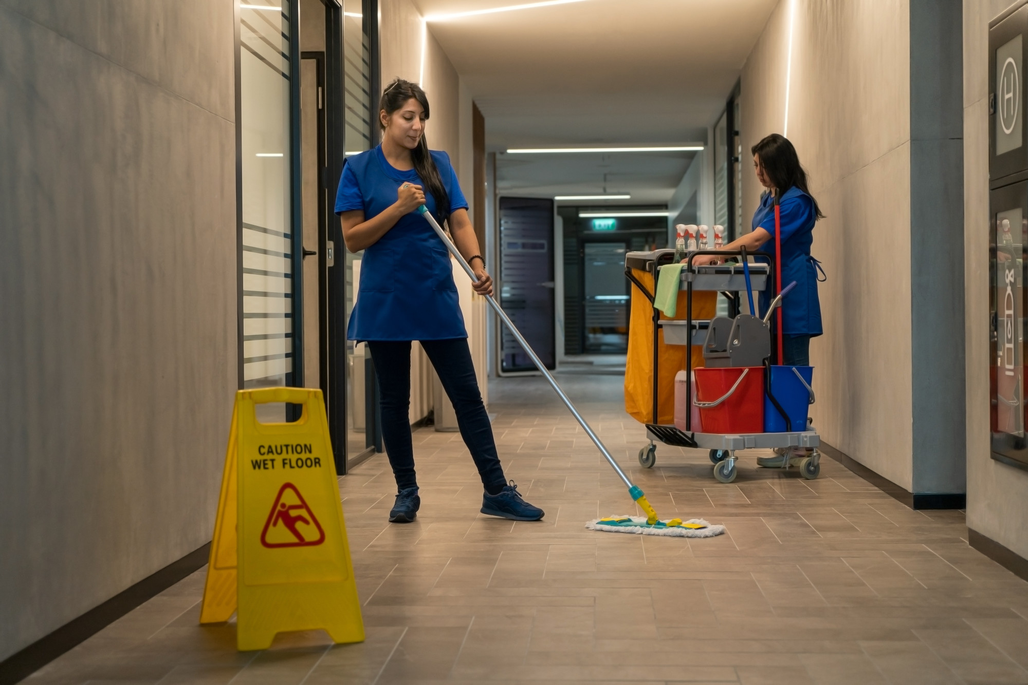 DISE Cleaning – zuverlässige Reinigung und Winterdienst für Unternehmen